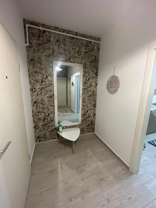 Newlevel Studio Brasov Luaran gambar